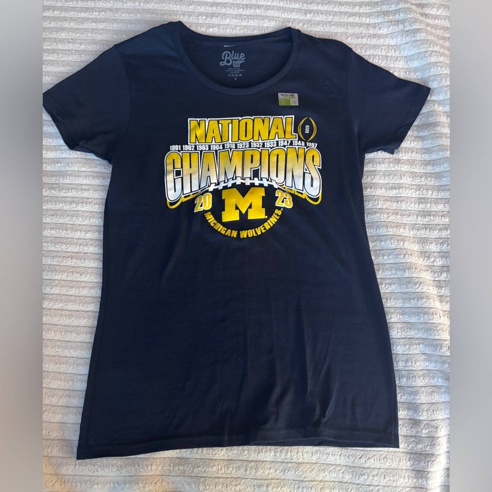 NWT: Women’s Small, Blue Michigan National Champions Graphic Tee